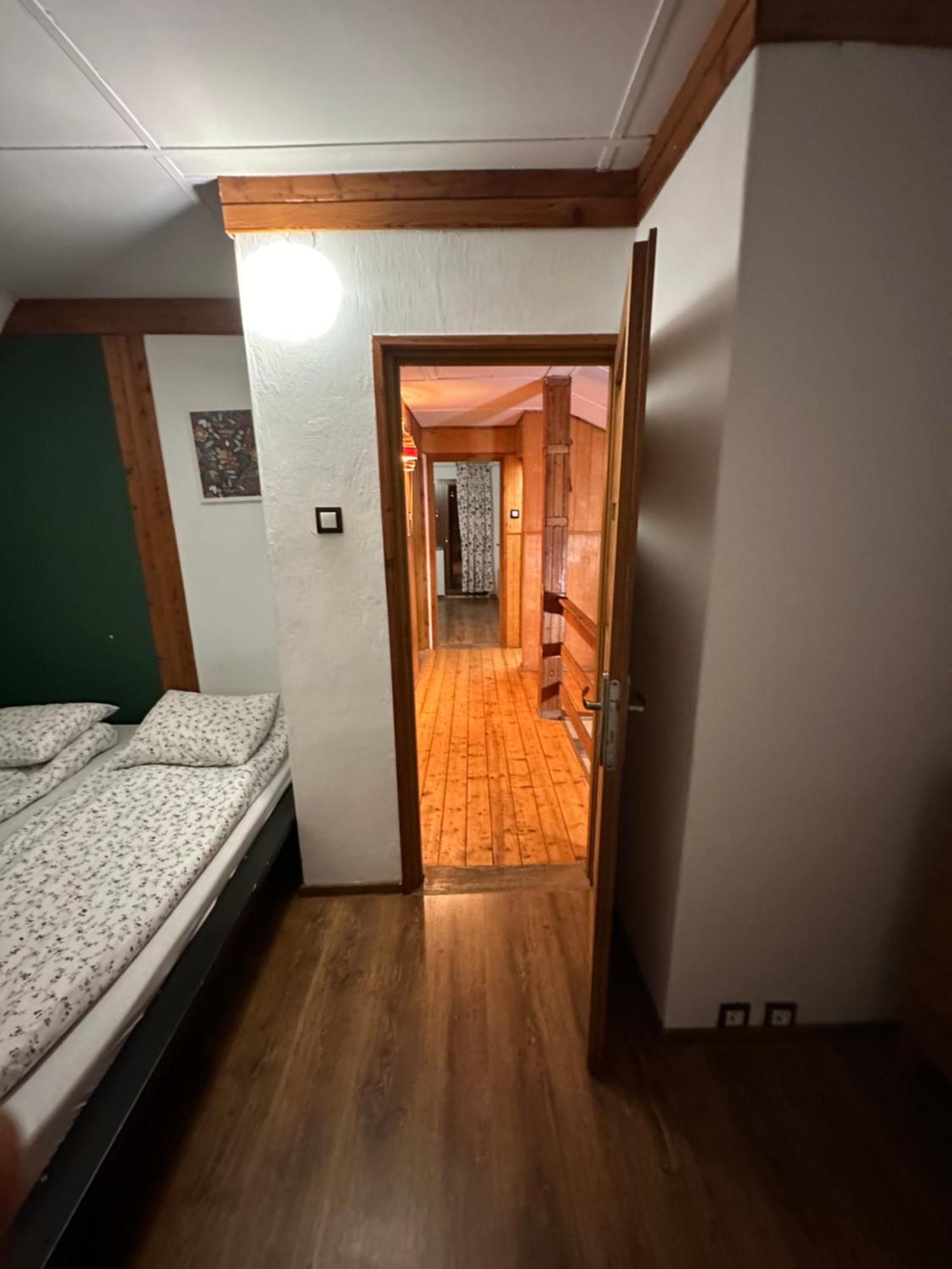 Jozka Chata Max 15 Os Sauna Jacuzzi Porąbka Exterior photo